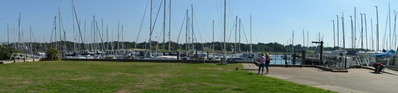 Riverside House Hamble-le-Rice Exterior foto