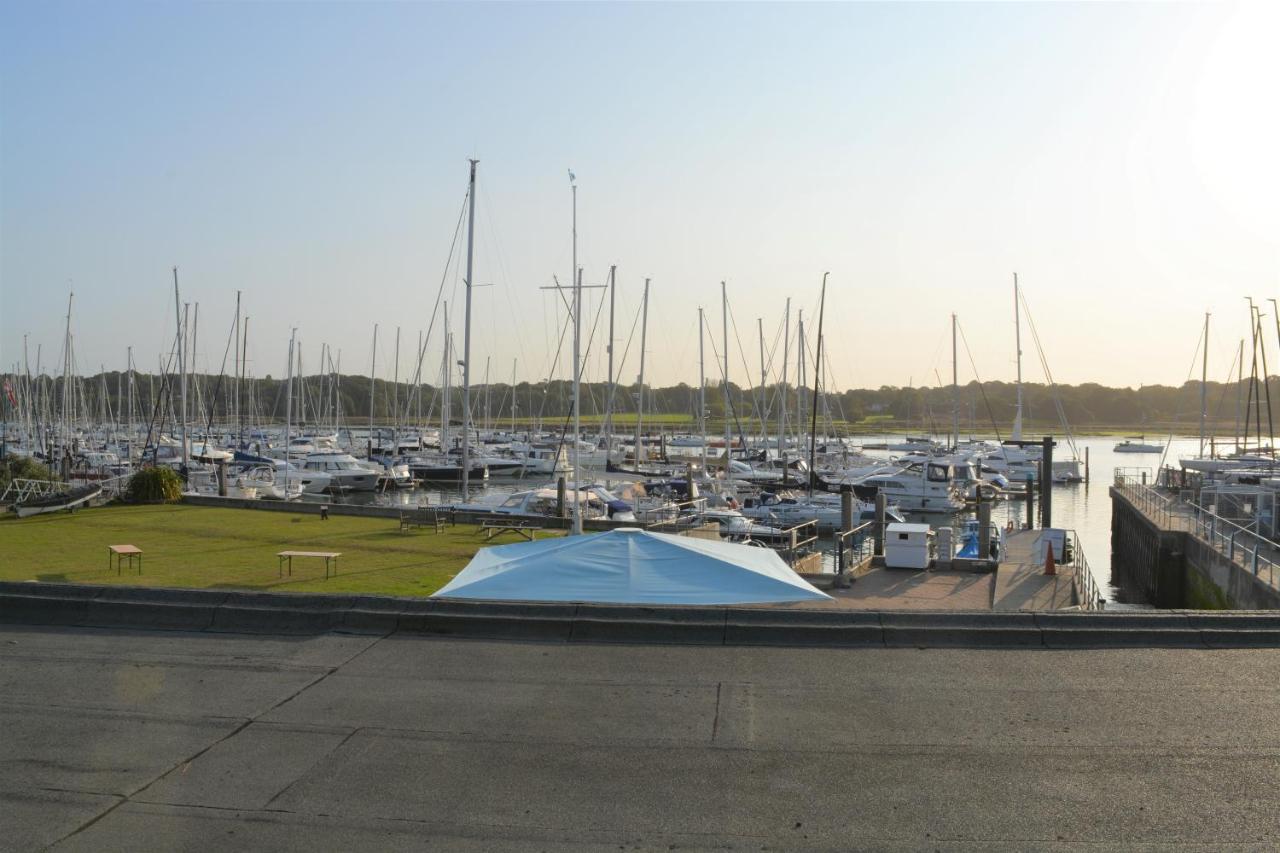 Riverside House Hamble-le-Rice Exterior foto